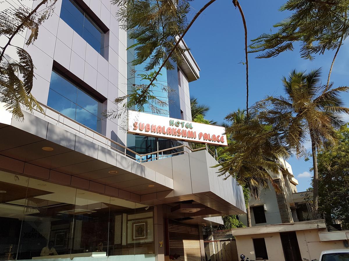 Hotel Subhalakshmi Palace Karaikkudi Esterno foto
