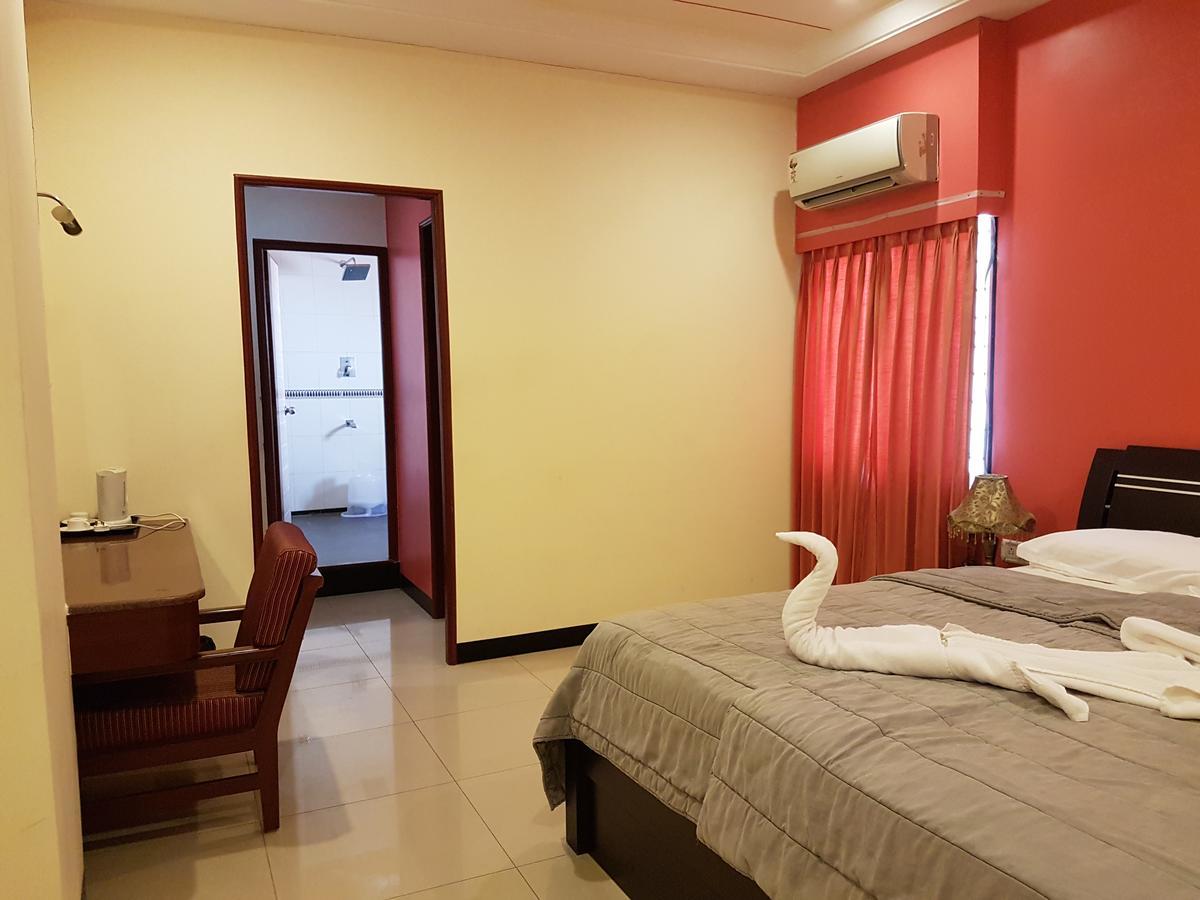 Hotel Subhalakshmi Palace Karaikkudi Esterno foto