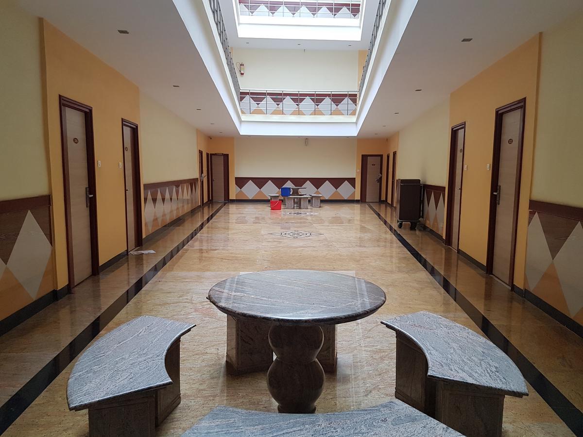 Hotel Subhalakshmi Palace Karaikkudi Esterno foto