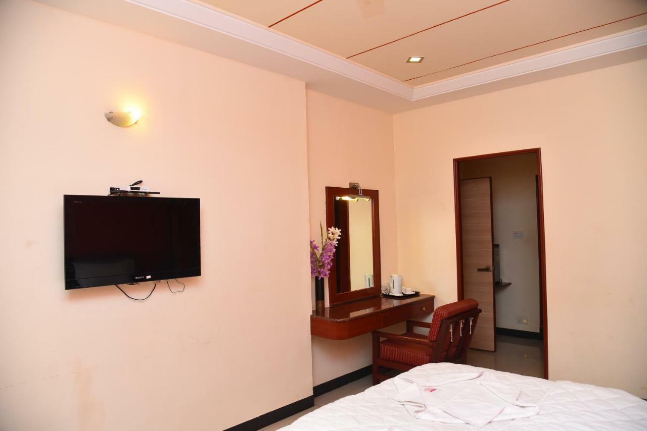 Hotel Subhalakshmi Palace Karaikkudi Esterno foto