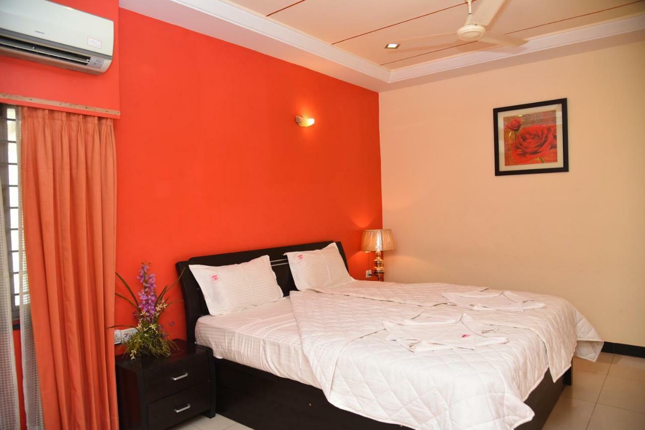 Hotel Subhalakshmi Palace Karaikkudi Esterno foto