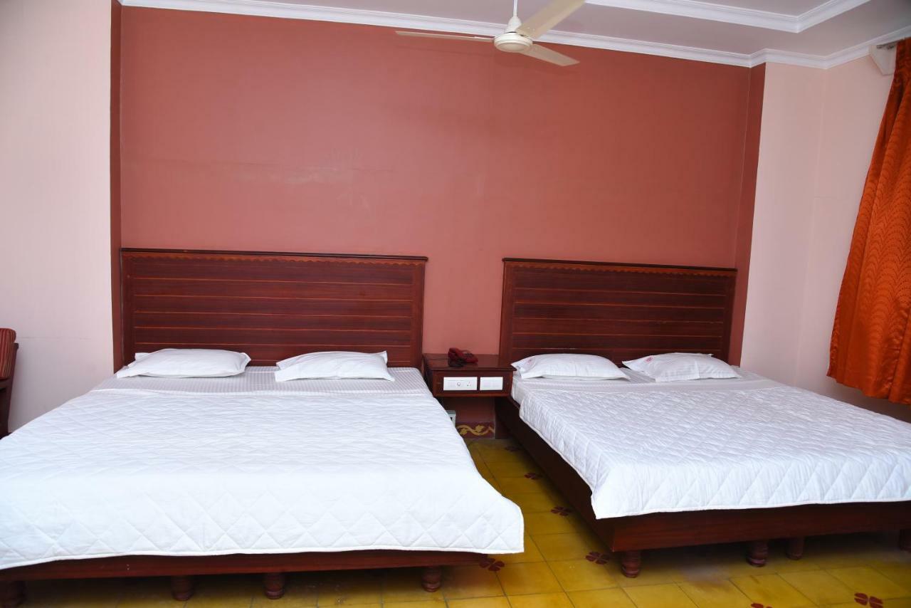 Hotel Subhalakshmi Palace Karaikkudi Esterno foto