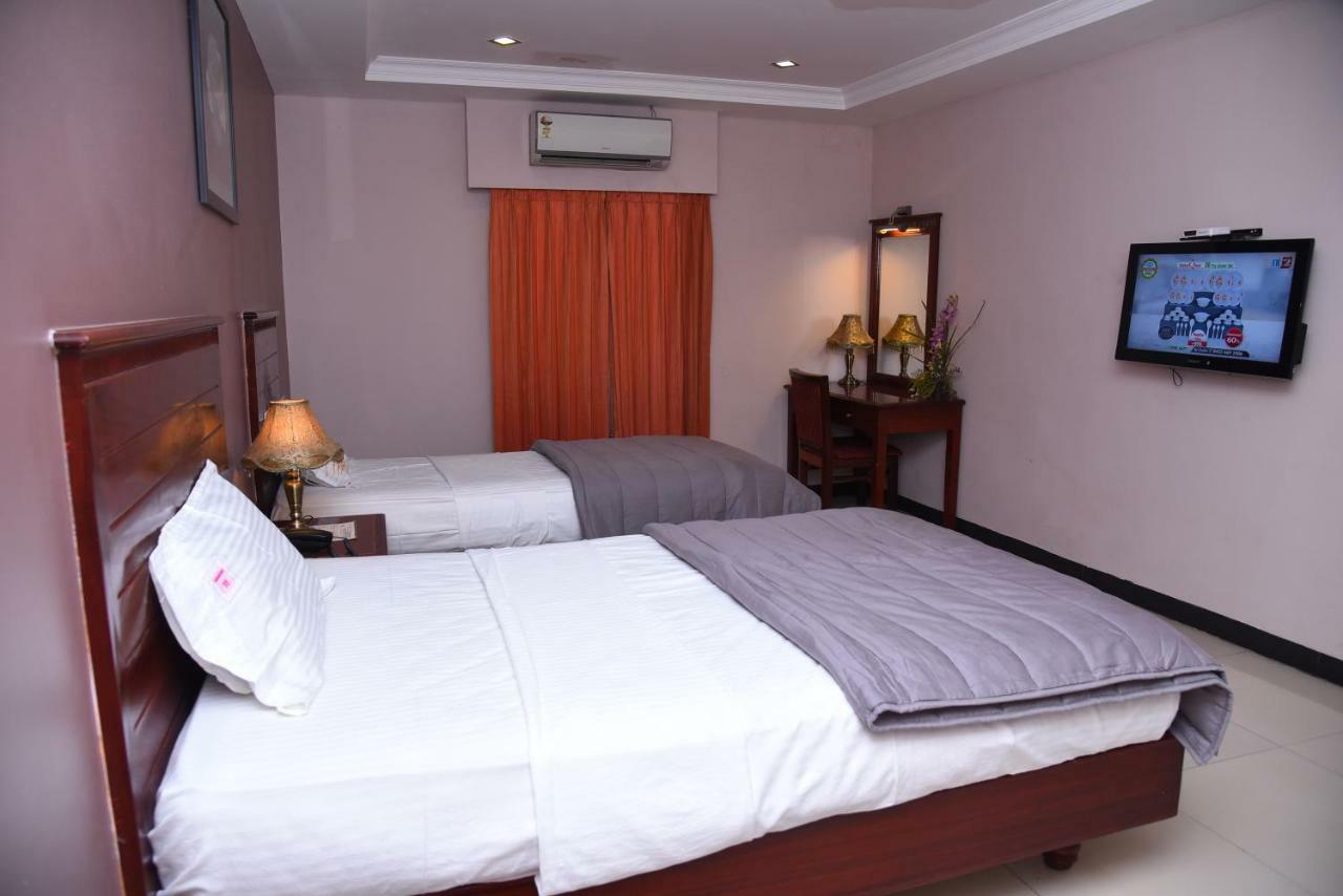 Hotel Subhalakshmi Palace Karaikkudi Esterno foto